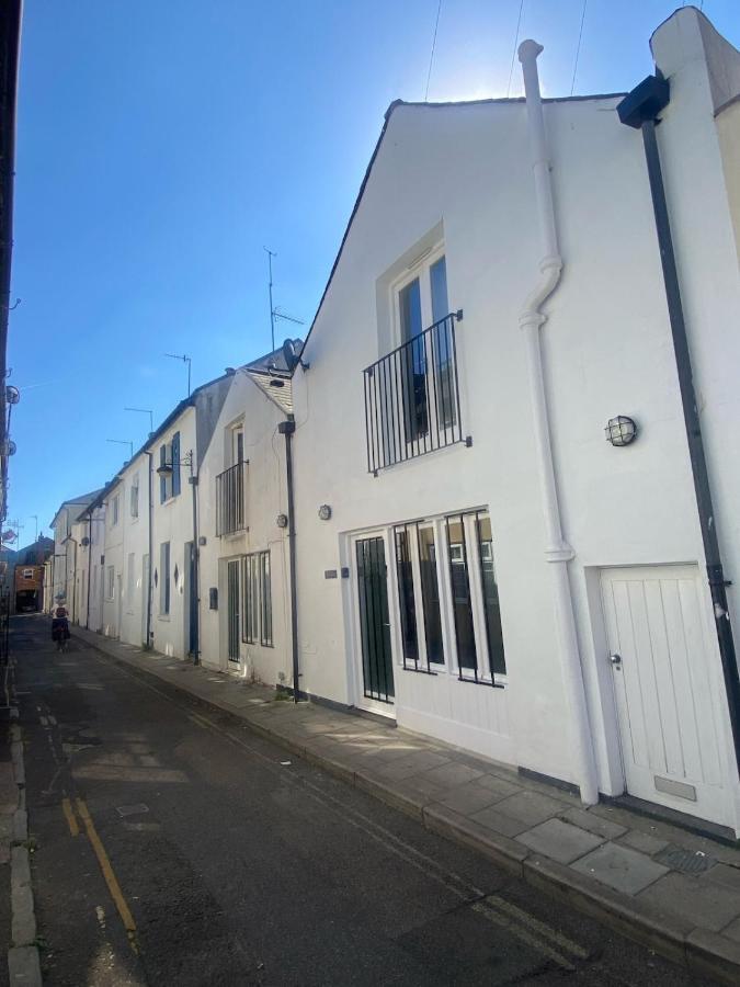 Mrs Butler's Mews House