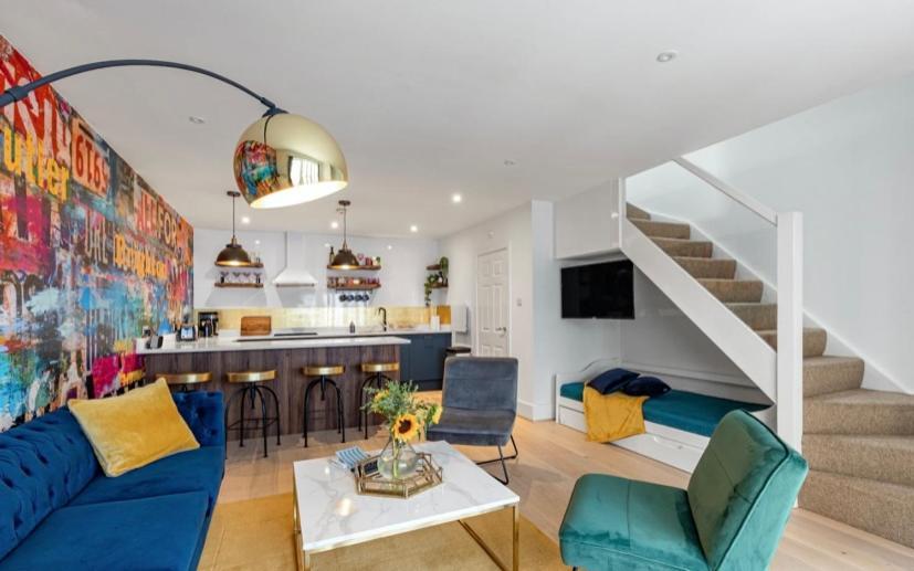 Mrs Butler's Mews House Holiday home