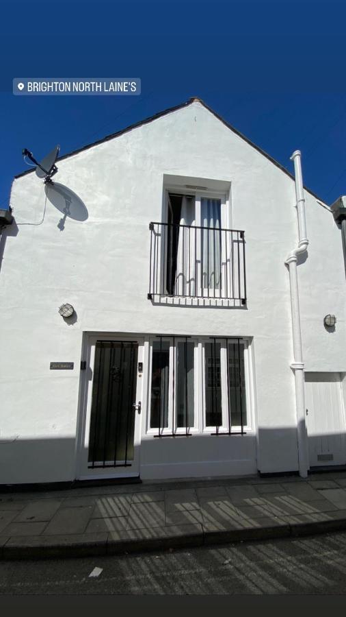Mrs Butler's Mews House Holiday home *